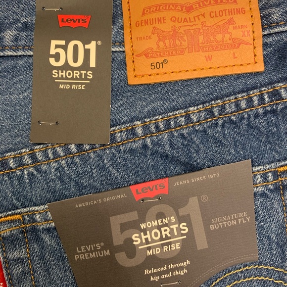Levi’s 501 Mid Rise Shorts - Picture 4 of 4